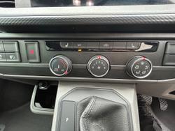 Volkswagen Transporter T6.1 Photo 25