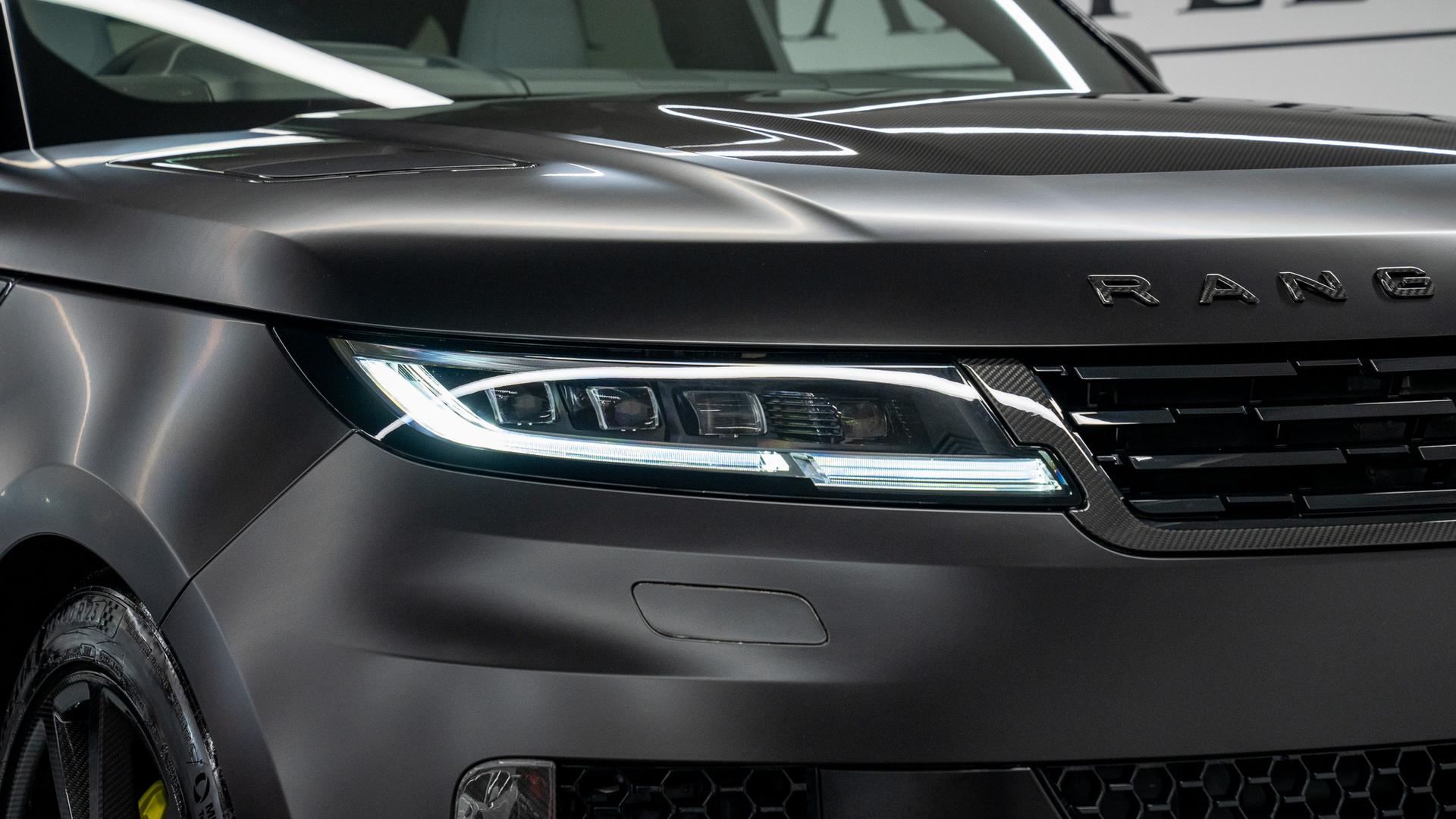Land Rover Range Rover Sport Photo 049f833f-51ce-4741-af87-521e2bd4d4cc.jpg