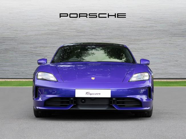PORSCHE Taycan Photo 6