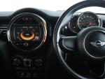 MINI Hatch Photo 11