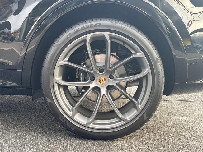 PORSCHE Cayenne Photo 26