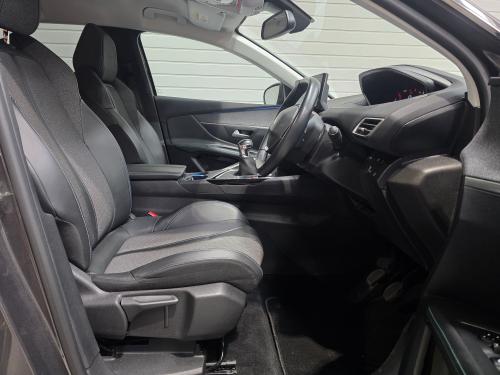 Peugeot 3008 Photo 04d64410-b986-458b-b9de-835c89f747cd.jpg