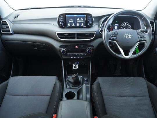 Hyundai TUCSON Photo 04dad60f-f884-4dc6-be14-f6722d9e09d0.jpg
