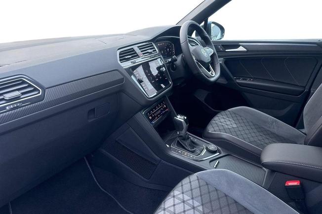 VOLKSWAGEN Tiguan Photo 2