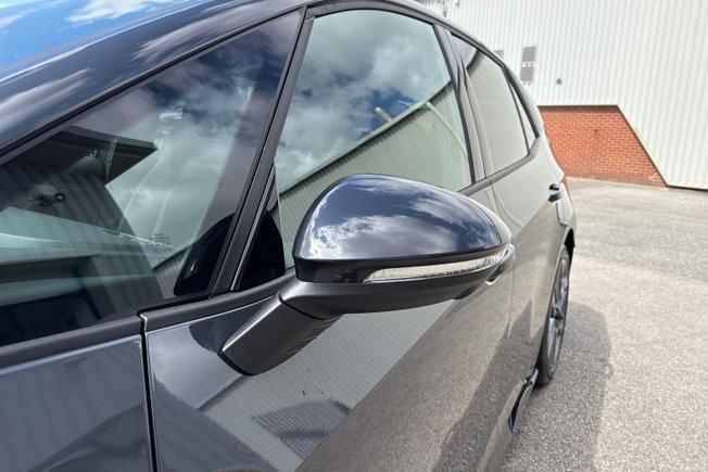 CUPRA Born Photo 27