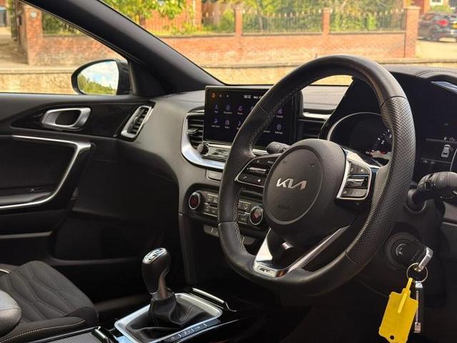 Kia XCeed Photo 04f953db-e4e4-4a6d-9489-472f73655cb5.jpg