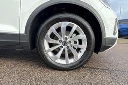 VOLKSWAGEN T-Roc Photo 5