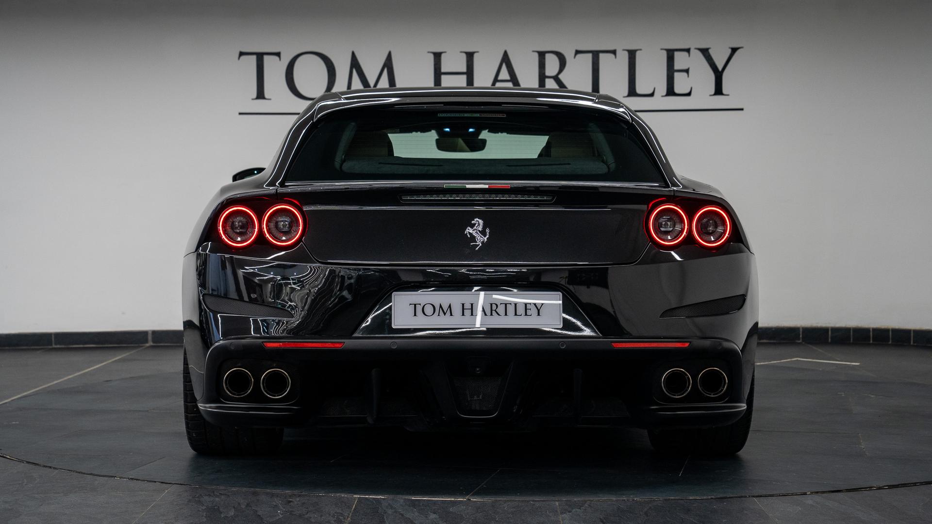 Ferrari GTC4Lusso Photo 05000bba-c483-4164-8c83-f3b3806650cc.jpg