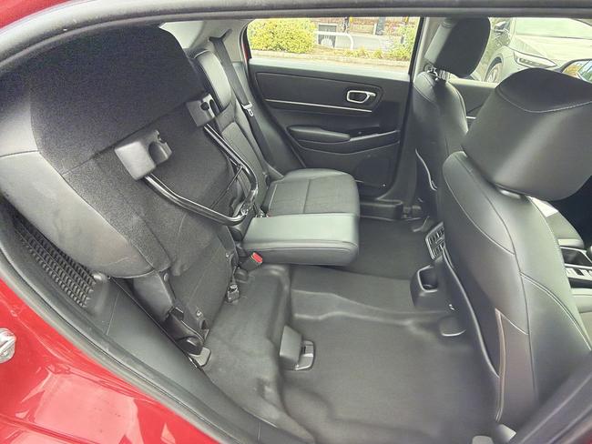 Honda HR-V Photo 0500a69e-d219-45a2-9681-b58850f46855.jpg