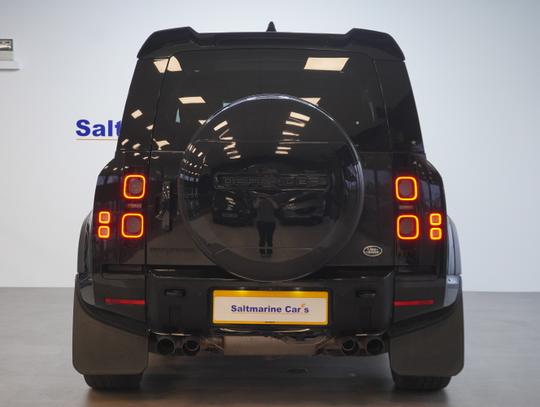 Land Rover Defender 90 Photo 05053a22-7d6f-4f7a-9da0-f7fe01ad7c19.jpg