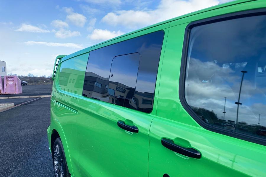Ford TRANSIT CUSTOM Photo 0511ca51-e0e7-49a3-912f-fd7bf947cf6e.jpg