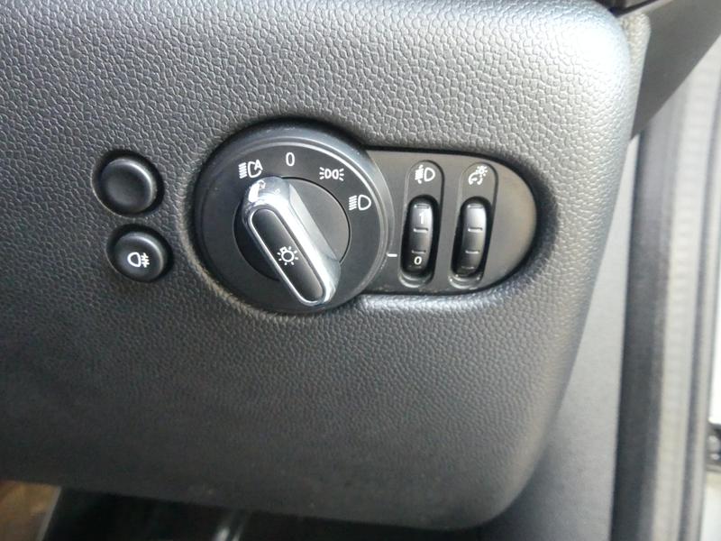 MINI Hatch Photo 051d44c5-46f5-4abd-b504-d51ea84ada97.jpg