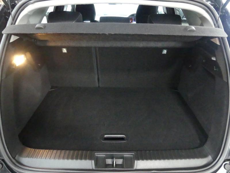 Renault Captur Photo 053fdb75-97fc-4180-8a33-b4738942b891.jpg