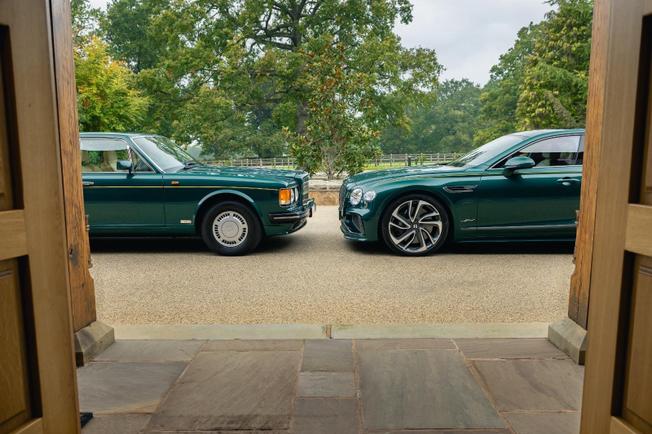 BENTLEY Flying Spur Photo 8