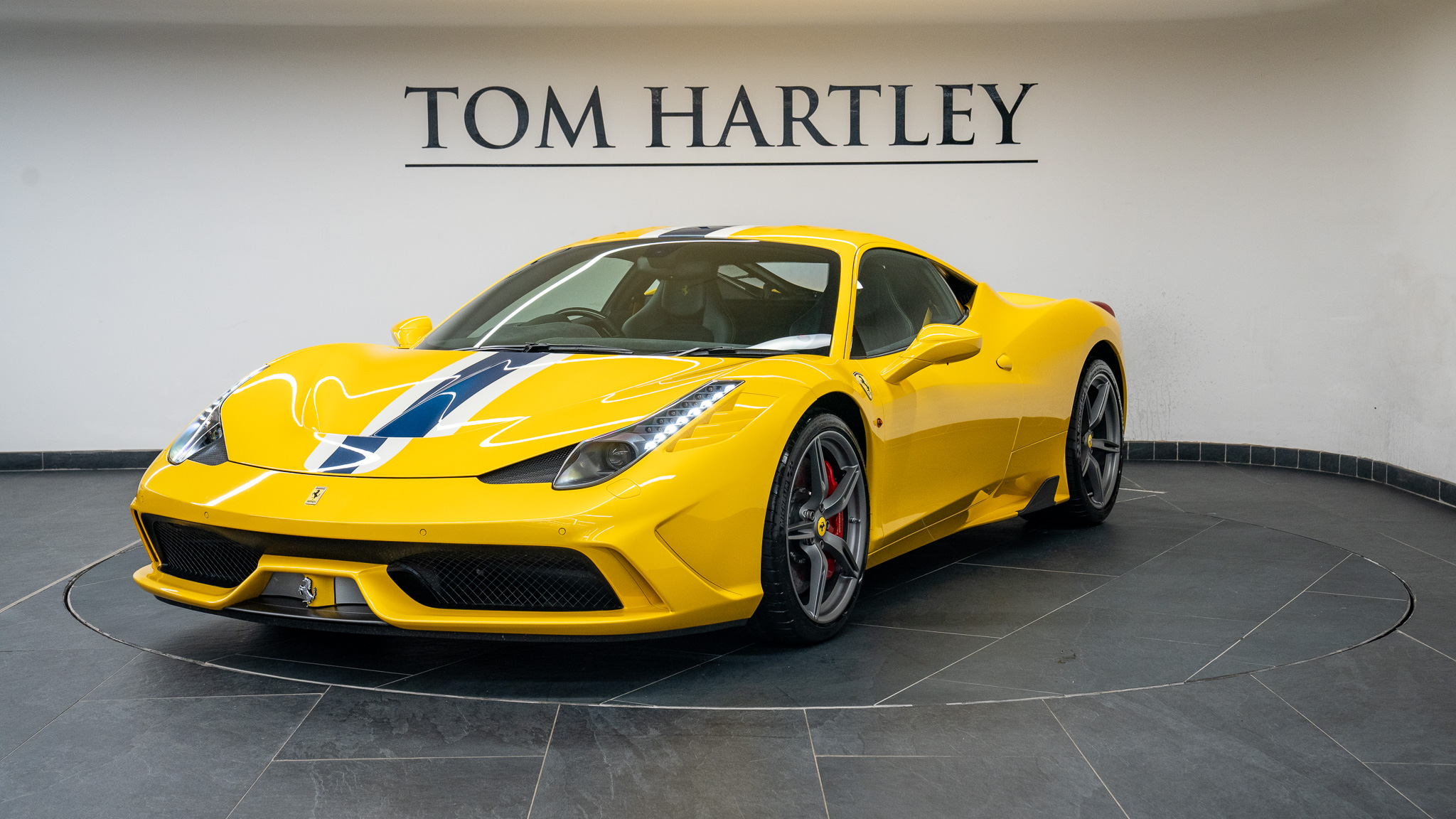 Used 2015 Ferrari 458 Speciale £359,950 1,300 miles Giallo Triplo ...