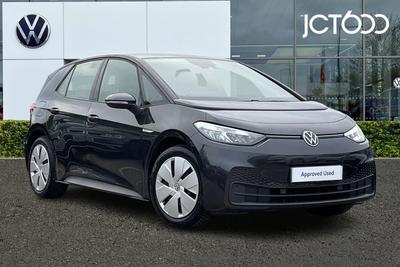 2023 Volkswagen ID.3 150kW Life Pro Perform 58kWh 5dr Auto [120kW Ch] at JCT600