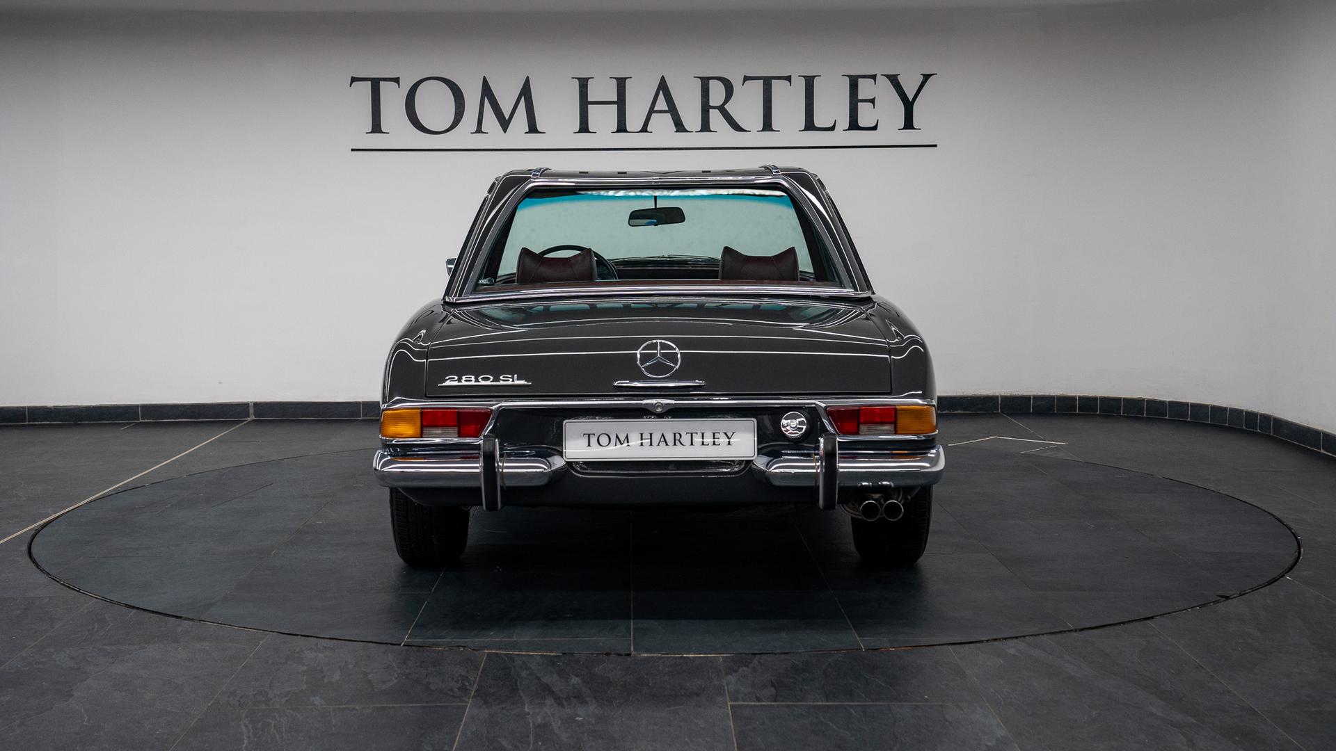 Mercedes-Benz 280 SL Photo 057799c7-1e98-4777-a537-a01655901bcf.jpg