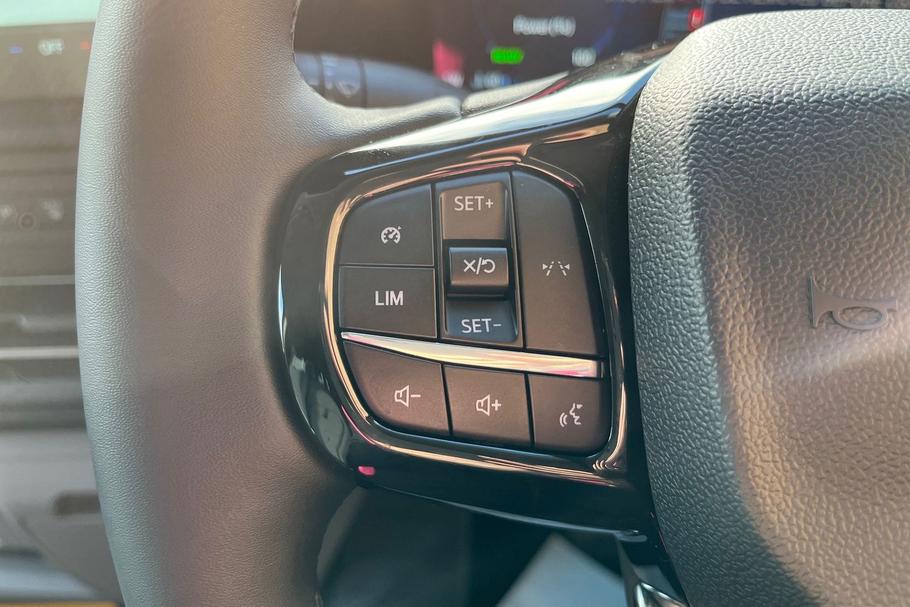 Used FORD TRANSIT CUSTOM YM75CCD 27