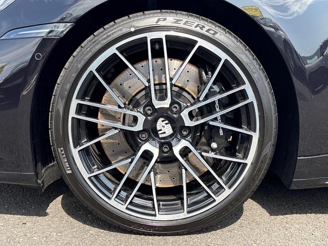 PORSCHE 911 Photo 33