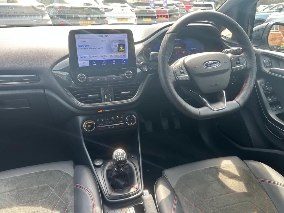 Ford Fiesta Photo 057e6902-7a9a-455d-9f60-ce25fcf5ca5f.jpeg