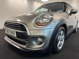 MINI Hatch Photo 3