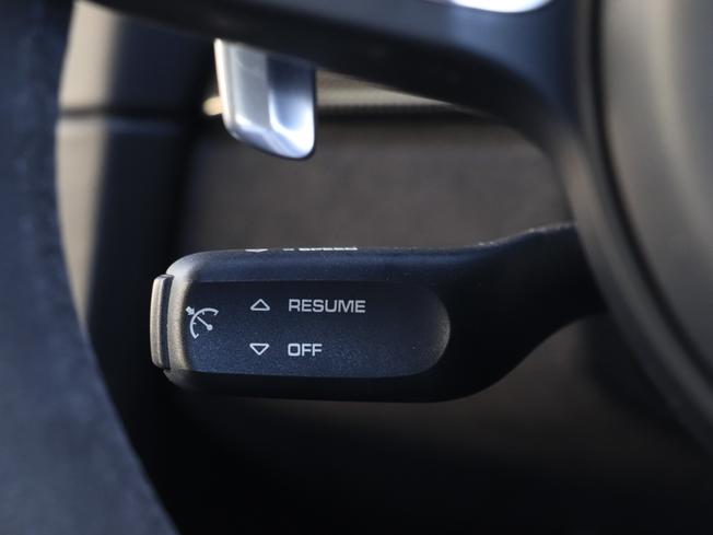 PORSCHE 911 Photo 31