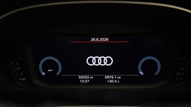 Audi Q3 Photo 9