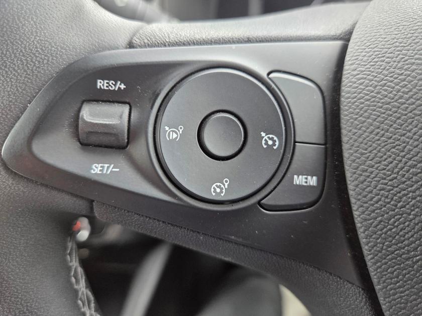 Vauxhall Corsa Photo 05c604d0-ea5b-4689-be6c-e44b5f7ac8c1.jpg