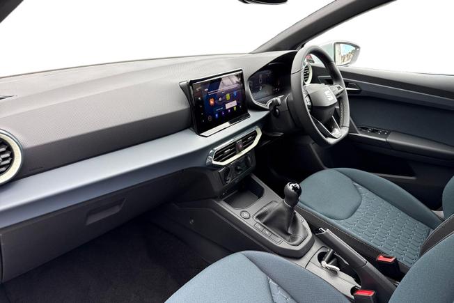 SEAT Ibiza Photo 2