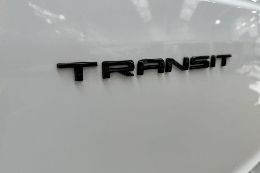 Ford TRANSIT COURIER Photo 05d2e709-56ab-4cd3-8d7c-64adebe89ed9.jpg