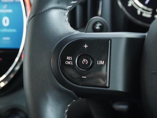 MINI Countryman Photo 05ddc777-67ce-4475-8965-acd40b86b839.jpg