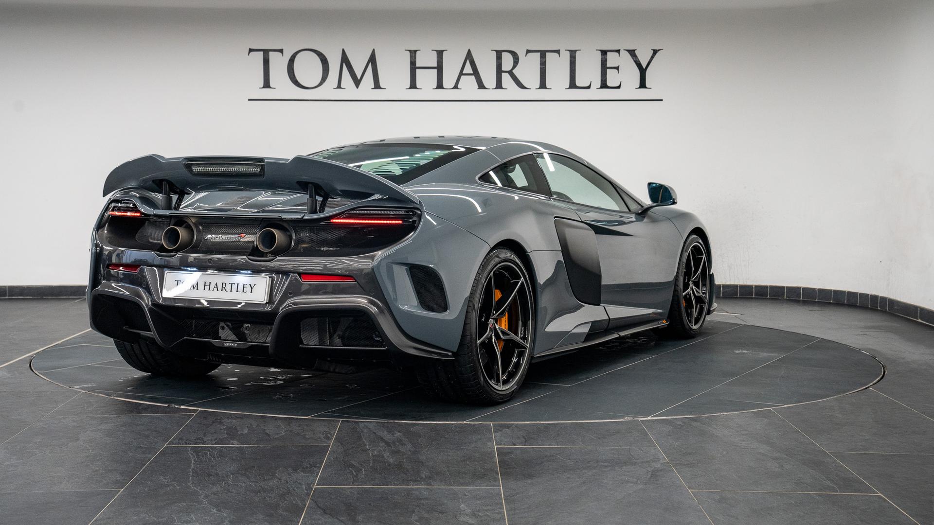 McLaren 675 LT Photo 05e93b39-7e45-4a67-8b69-8e4e9f20e820.jpg