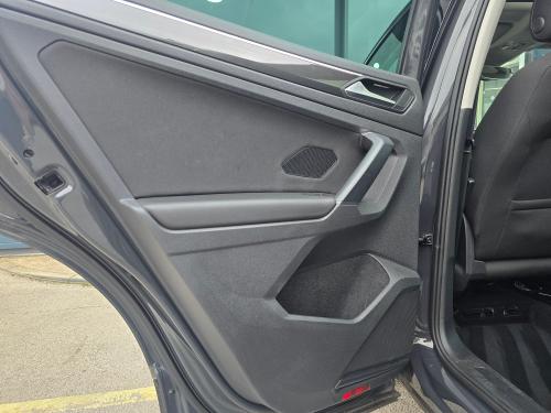 Volkswagen Tiguan Photo 05f478fb-94e6-4748-b756-bd261e84bc13.jpg