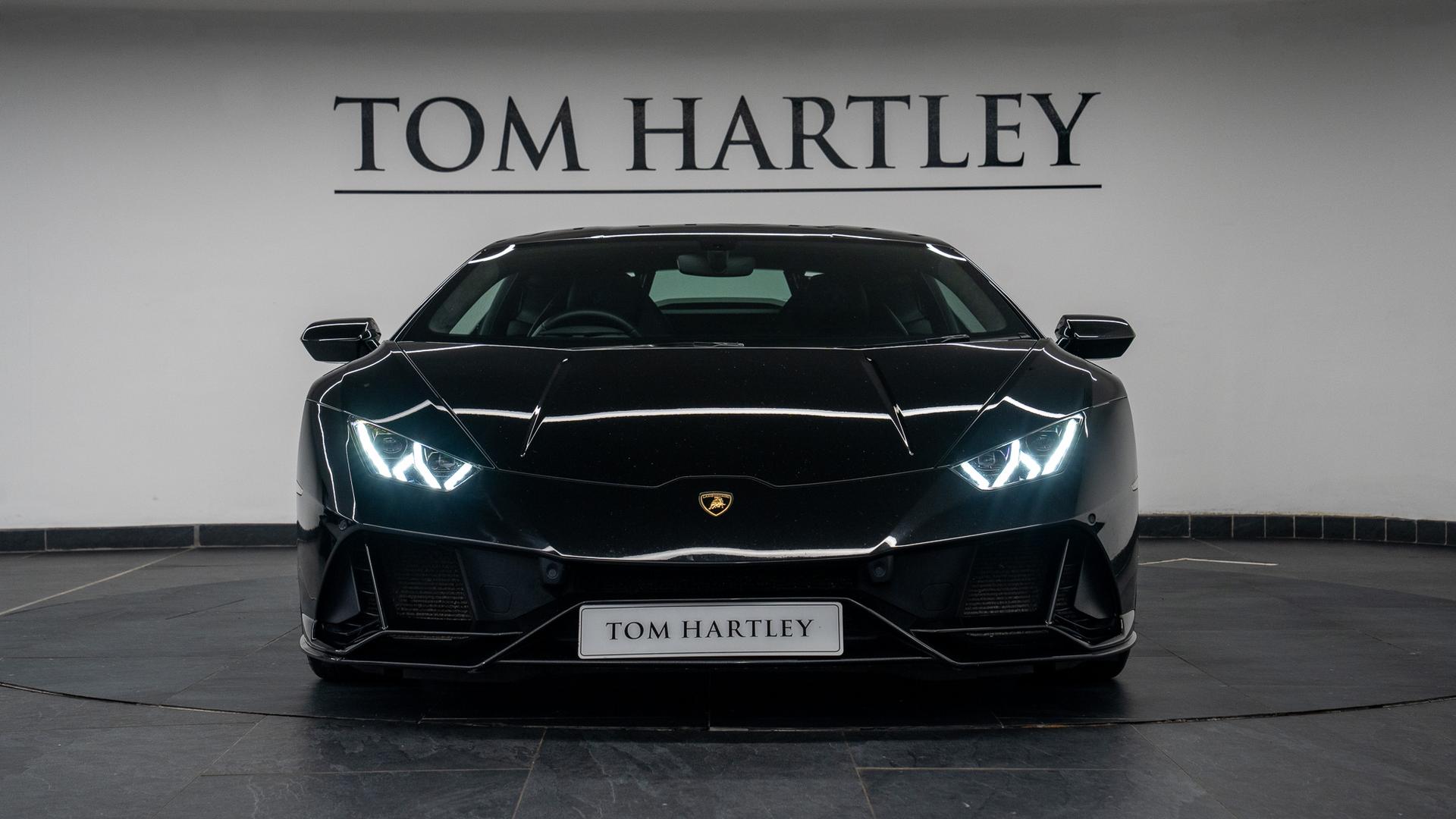 LAMBORGHINI Huracan Photo 05fc487d-6bf3-4608-9d9c-f6c71468c365.jpg