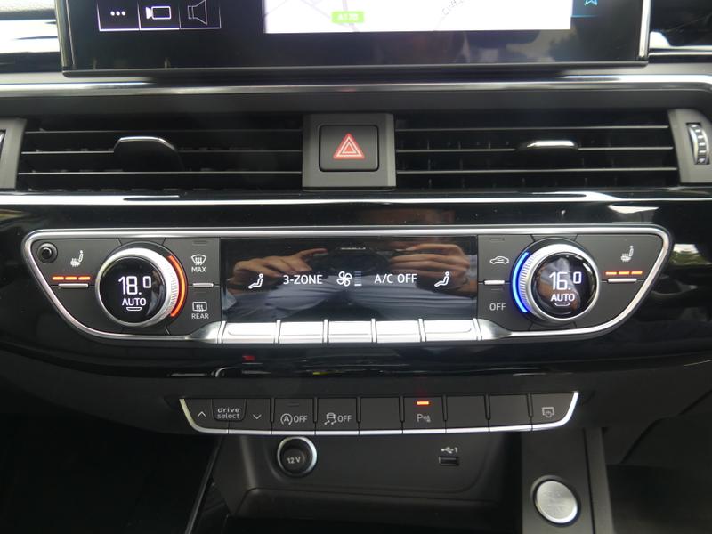 Audi A4 Avant Photo 06001faf-43b7-4388-a12b-44f830242b1a.jpg