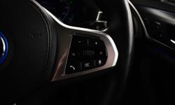 BMW iX3 Photo 11