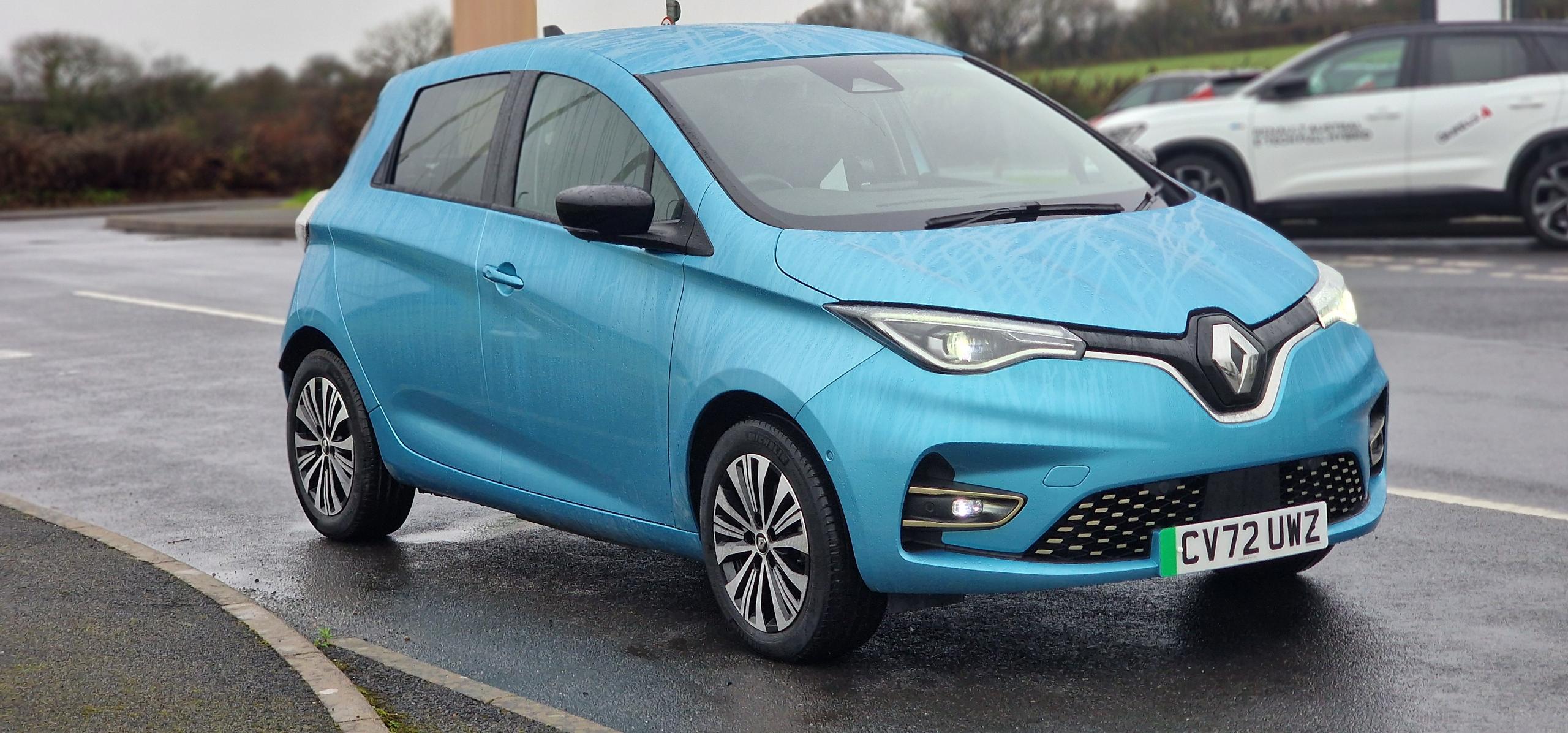 Renault zoe celadon deals blue