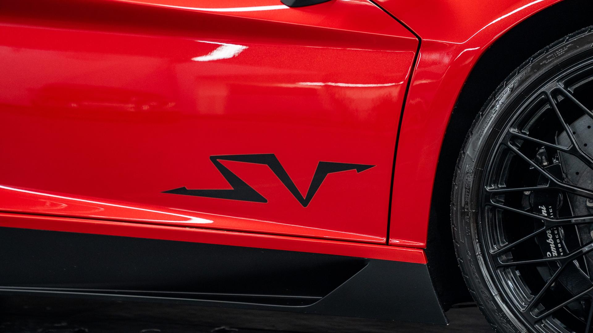 LAMBORGHINI Aventador Photo 06282420-f5ae-4485-b63d-8a27e09aa30b.jpg