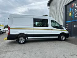 Ford Transit Photo 14