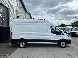 Ford Transit Photo 9