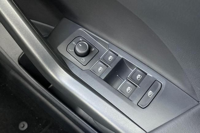 Volkswagen T-CROSS Photo 17