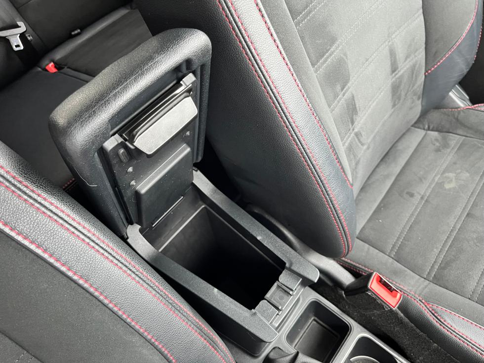 Ford EcoSport Photo 064ec266-db99-4e5c-8033-bc49e566a43c.JPG