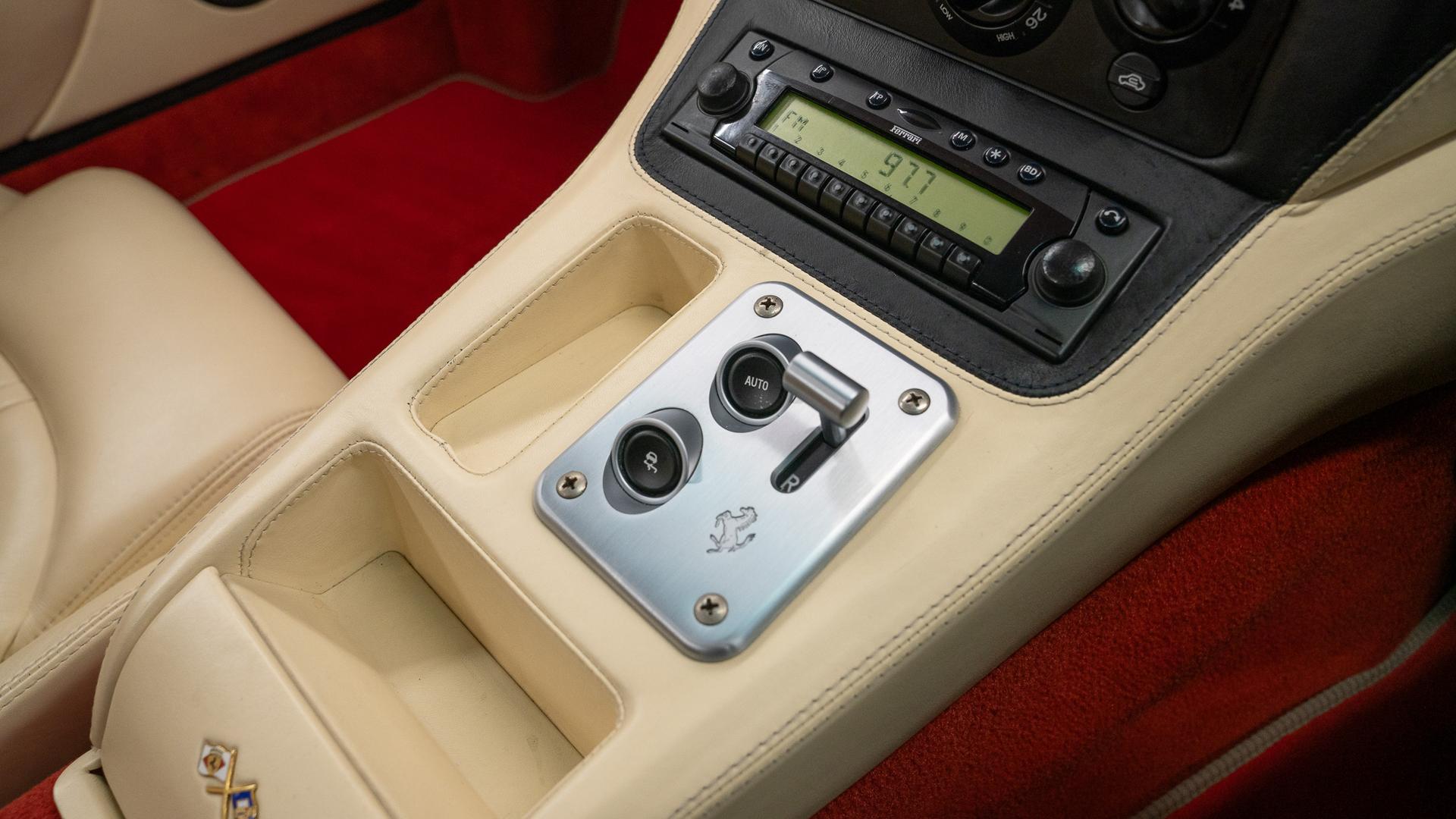 Ferrari 575M Maranello Photo 065449e5-685c-4524-8206-4a1cc1cdbbcd.jpg