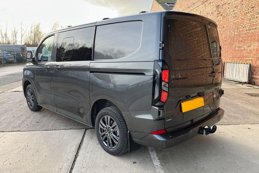 Used Ford TRANSIT CUSTOM LL75RVK 2