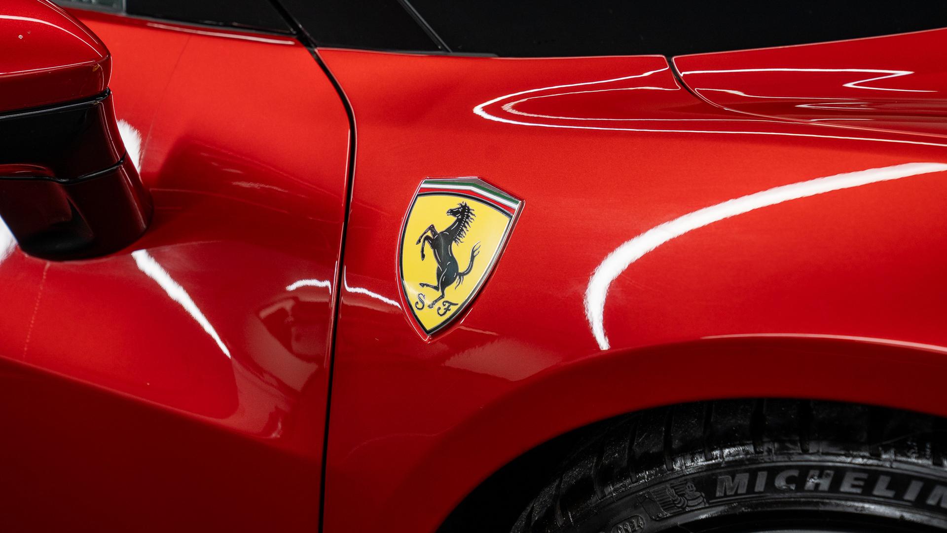 Ferrari 296 Photo 066d6007-9489-47ab-9069-88019e494997.jpg