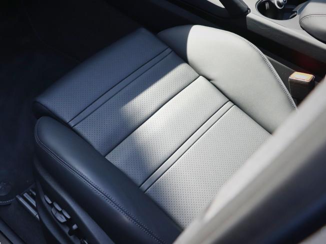 PORSCHE Cayenne Photo 26