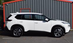 Nissan X-TRAIL Photo 1