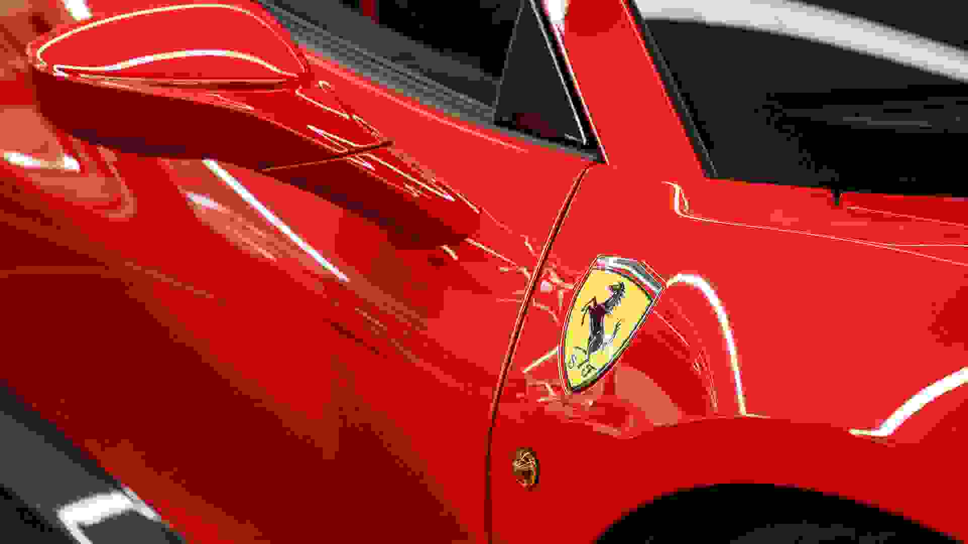 Ferrari 488 Photo 06a3d4e2-ffa3-4869-9556-477d87dd2f8d.jpg
