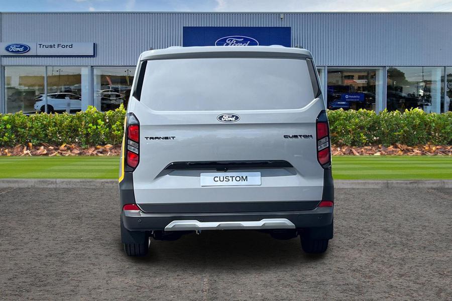 Ford TRANSIT CUSTOM Photo 06bc5444-0970-4e81-893f-026b982bc59e.jpg