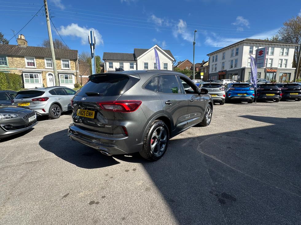 Ford Kuga Photo 06c28faf-3ac7-4cef-9113-5bf3f437af80.jpeg